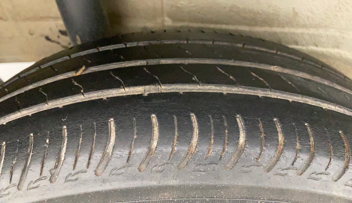 2019 Maruti S PRESSO VXI+, Petrol, Manual, 95,153 km, Right Rear Tyre Tread