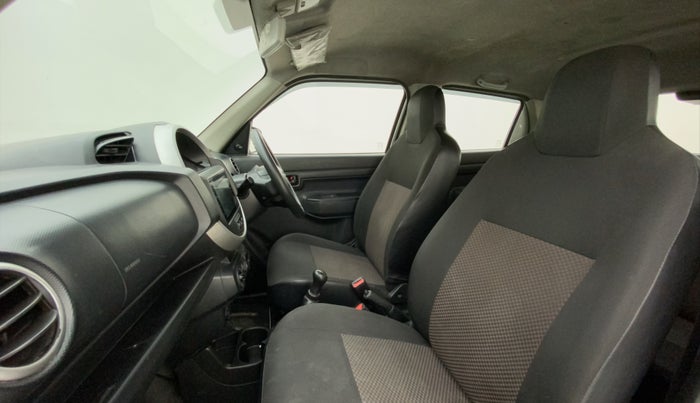 2019 Maruti S PRESSO VXI+, Petrol, Manual, 95,153 km, Right Side Front Door Cabin