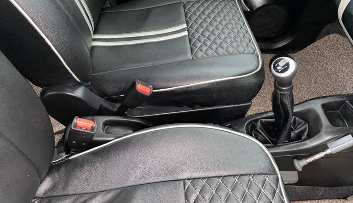 2014 Maruti Wagon R 1.0 VXI, Petrol, Manual, 67,393 km, Gear Lever
