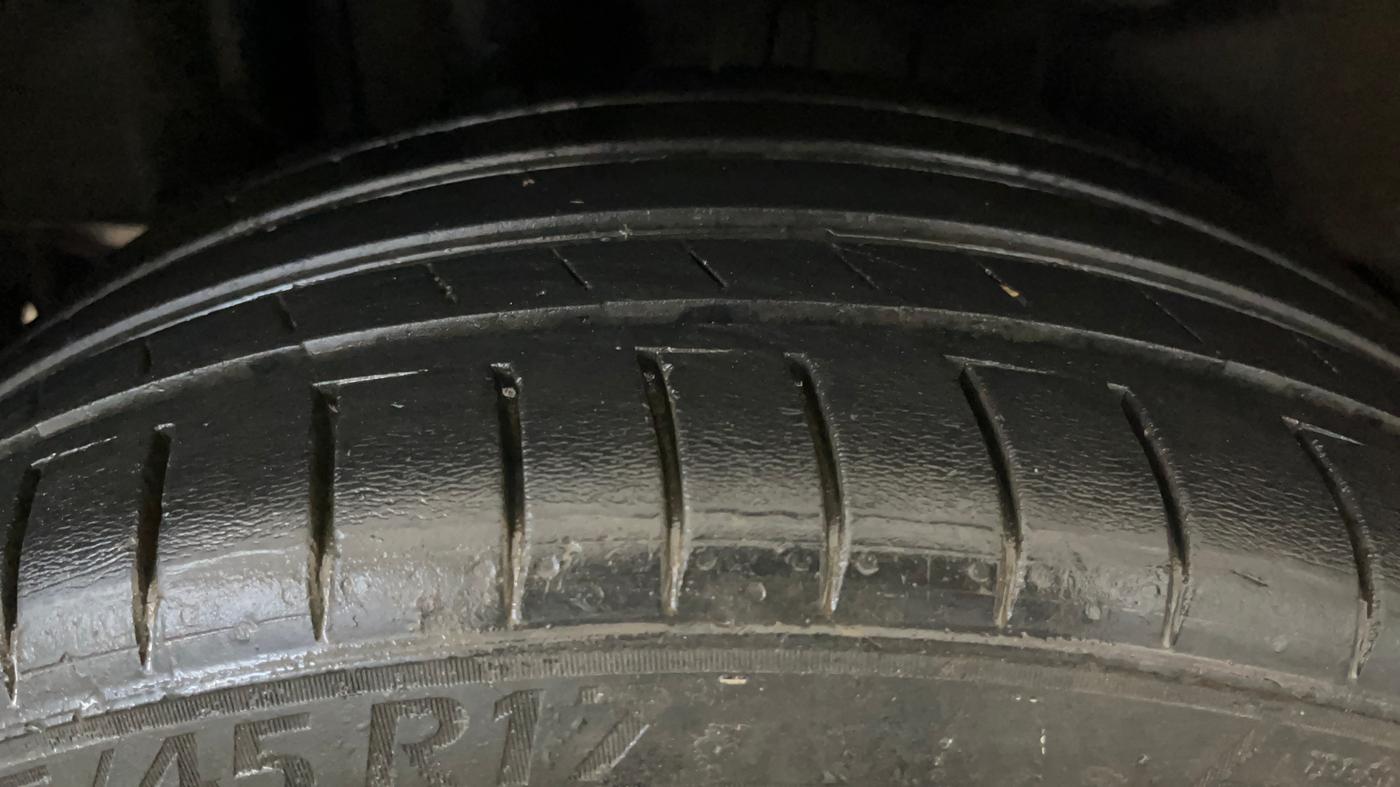 2023 Maruti Swift LXI, Petrol, Manual, 36,556 km, Right Rear Tyre Tread