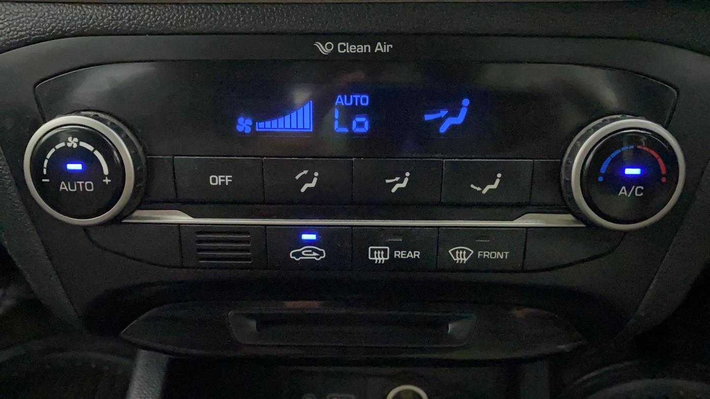 2015 Hyundai Elite i20 ASTA 1.2 (O), Petrol, Manual, 64,550 km, Automatic Climate Control