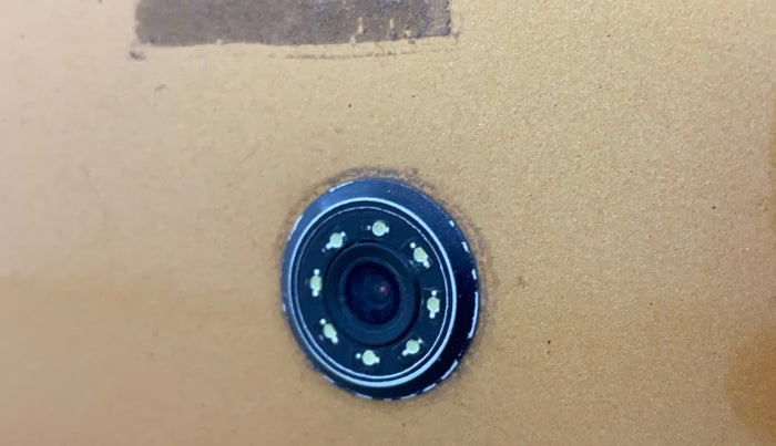 2016 Tata Tiago XT PETROL, CNG, Manual, 1,15,645 km, Parking Camera