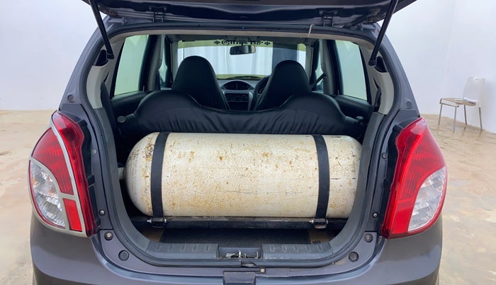 2017 Maruti Alto 800 LXI, CNG, Manual, 86,979 km, Boot Inside