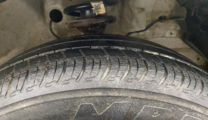 2019 Maruti S PRESSO VXI, Petrol, Manual, 28,165 km, Right Front Tyre Tread