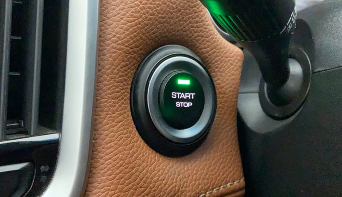 2022 MG HECTOR PLUS SHARP 1.5 PETROL TURBO CVT 6-STR, Petrol, Automatic, 11,542 km, Keyless Start/ Stop Button