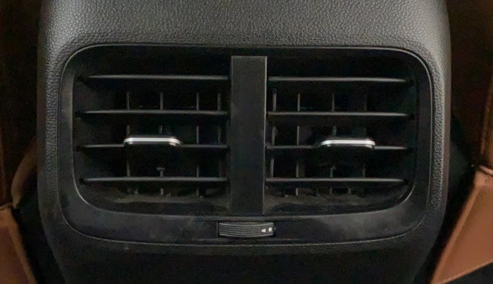 2022 MG HECTOR PLUS SHARP 1.5 PETROL TURBO CVT 6-STR, Petrol, Automatic, 11,542 km, Rear AC Vents