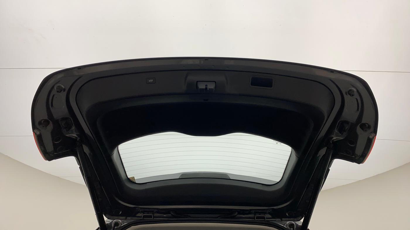 2022 MG HECTOR PLUS SHARP 1.5 PETROL TURBO CVT 6-STR, Petrol, Automatic, 11,542 km, Boot Door Open