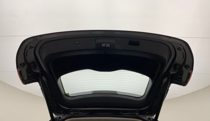 2022 MG HECTOR PLUS SHARP 1.5 PETROL TURBO CVT 6-STR, Petrol, Automatic, 11,542 km, Boot Door Open