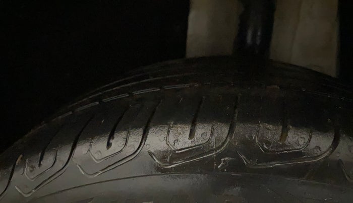 2022 MG ASTOR SHARP 1.5 MT, Petrol, Manual, 67,916 km, Left Rear Tyre Tread