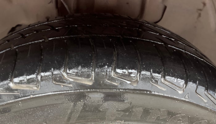 2018 Tata Tiago XZA PETROL, Petrol, Automatic, 48,566 km, Left Front Tyre Tread