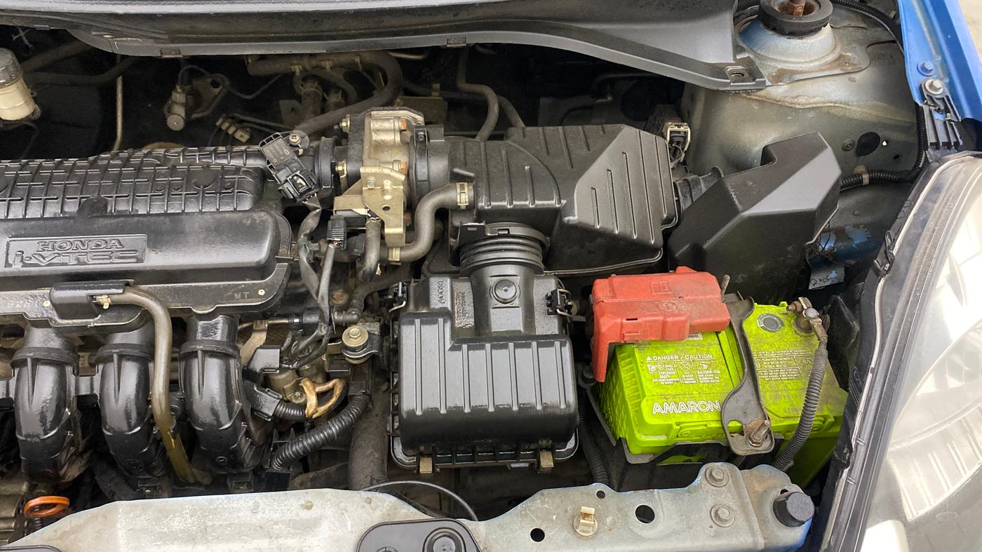 2014 Honda Brio S MT, Petrol, Manual, 62,077 km, Engine View - Left