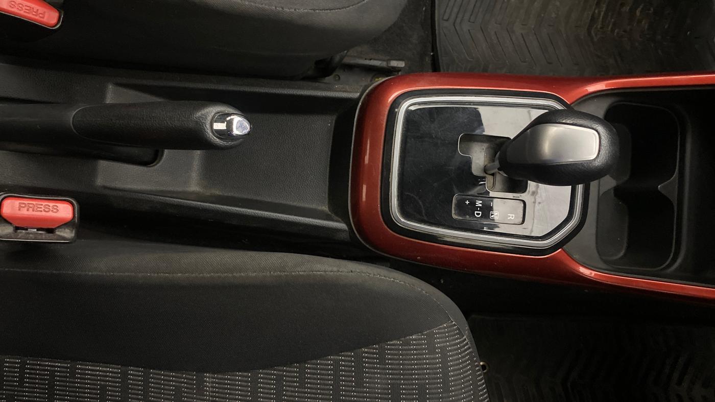 2017 Maruti IGNIS DELTA 1.2 AMT, Petrol, Automatic, 49,281 km, Gear Lever