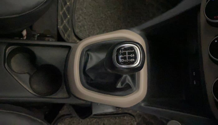 2014 Hyundai Grand i10 SPORTZ 1.2 KAPPA VTVT, Petrol, Manual, 33,293 km, Gear Lever