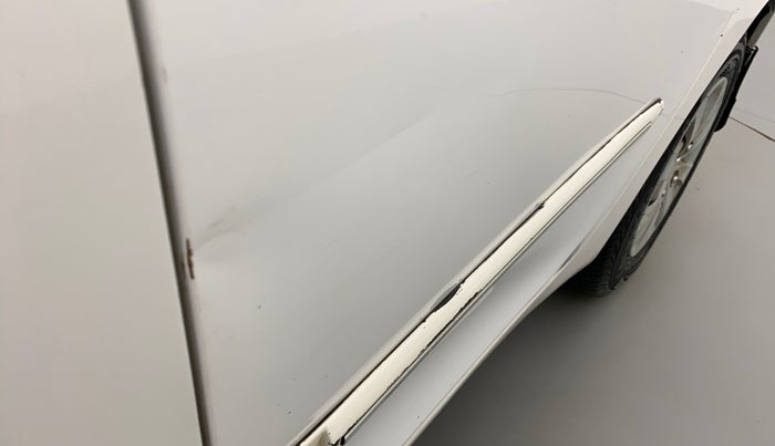 2017 Hyundai Eon ERA PLUS, Petrol, Manual, 67,991 km, Rear left door - Slightly dented