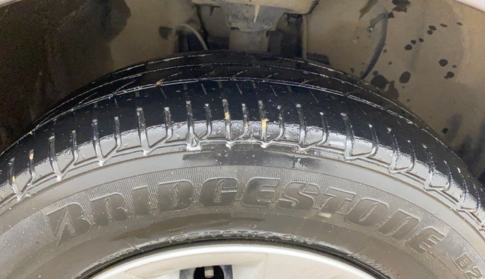 2018 Hyundai Elite i20 MAGNA EXECUTIVE 1.2, Petrol, Manual, 37,331 km, Right Front Tyre Tread