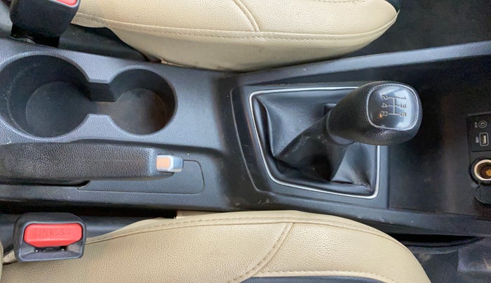 2018 Hyundai Elite i20 MAGNA EXECUTIVE 1.2, Petrol, Manual, 37,331 km, Gear Lever