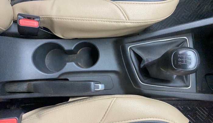 2018 Hyundai Elite i20 SPORTZ 1.2, Petrol, Manual, 70,303 km, Gear Lever