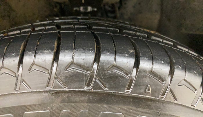 2018 Hyundai Elite i20 SPORTZ 1.2, Petrol, Manual, 70,303 km, Right Front Tyre Tread