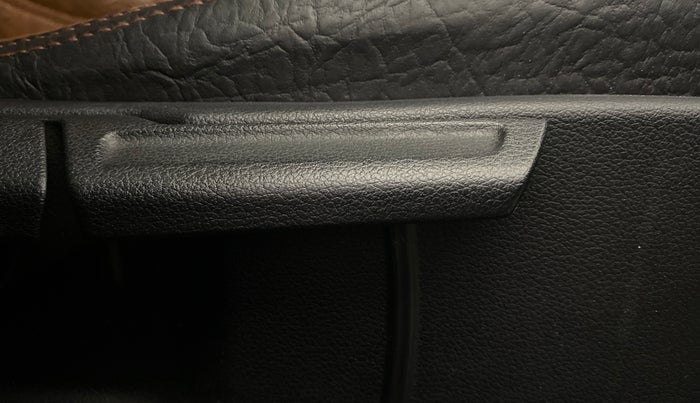 2022 Hyundai VENUE SX 1.0 (O) TURBO IMT, Petrol, Manual, 32,769 km, Driver Side Adjustment Panel