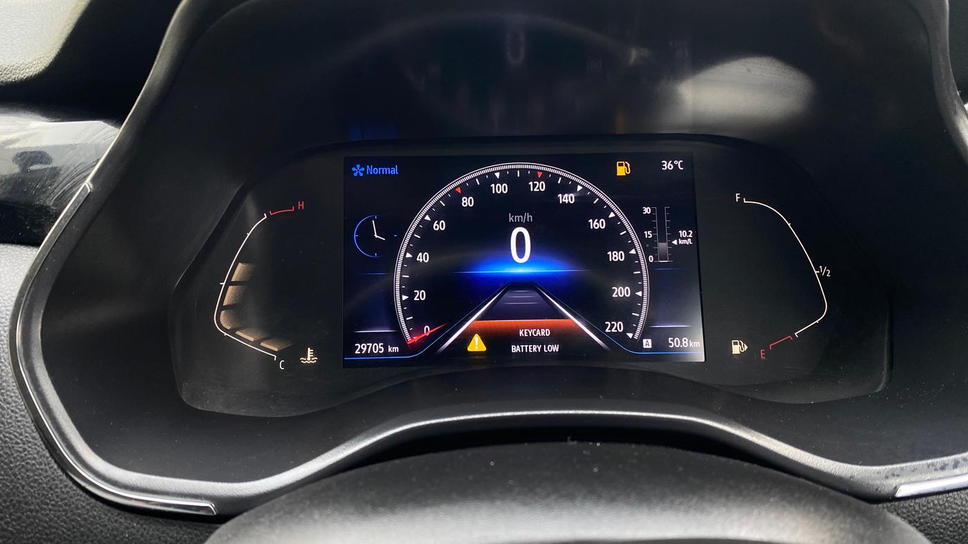 2023 Renault Kiger RXZ MT DUAL TONE, Petrol, Manual, 29,696 km, Odometer Image