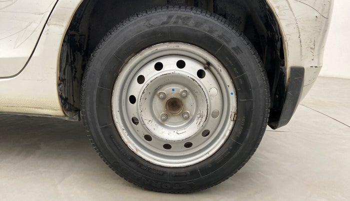 2012 Maruti Swift LXI, Petrol, Manual, 41,110 km, Left Rear Wheel
