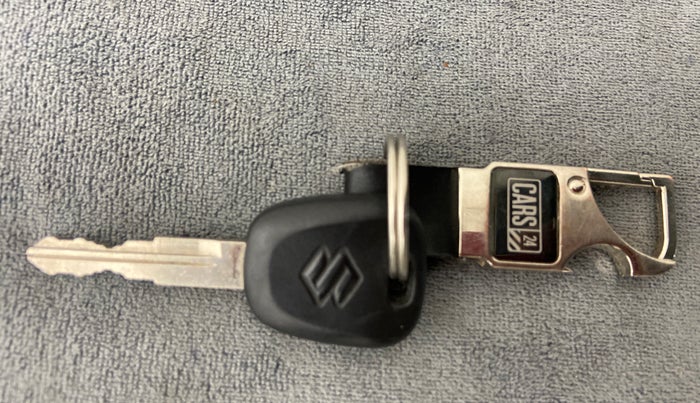 2012 Maruti Swift LXI, Petrol, Manual, 41,110 km, Key Close Up