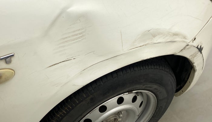 2012 Maruti Swift LXI, Petrol, Manual, 41,110 km, Right fender - Minor scratches