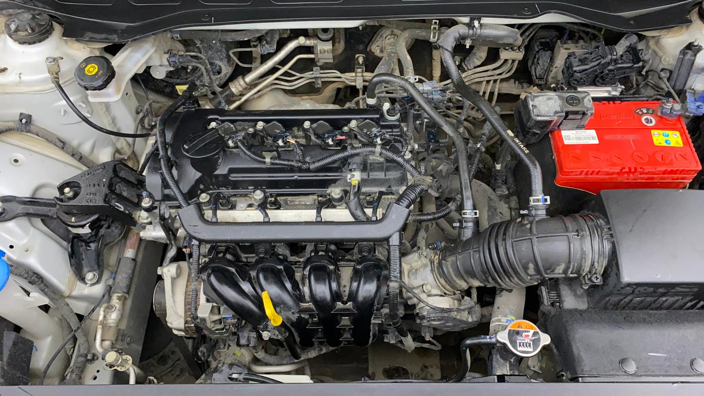 2023 Hyundai VENUE S 1.2, Petrol, Manual, 62,182 km, Engine View