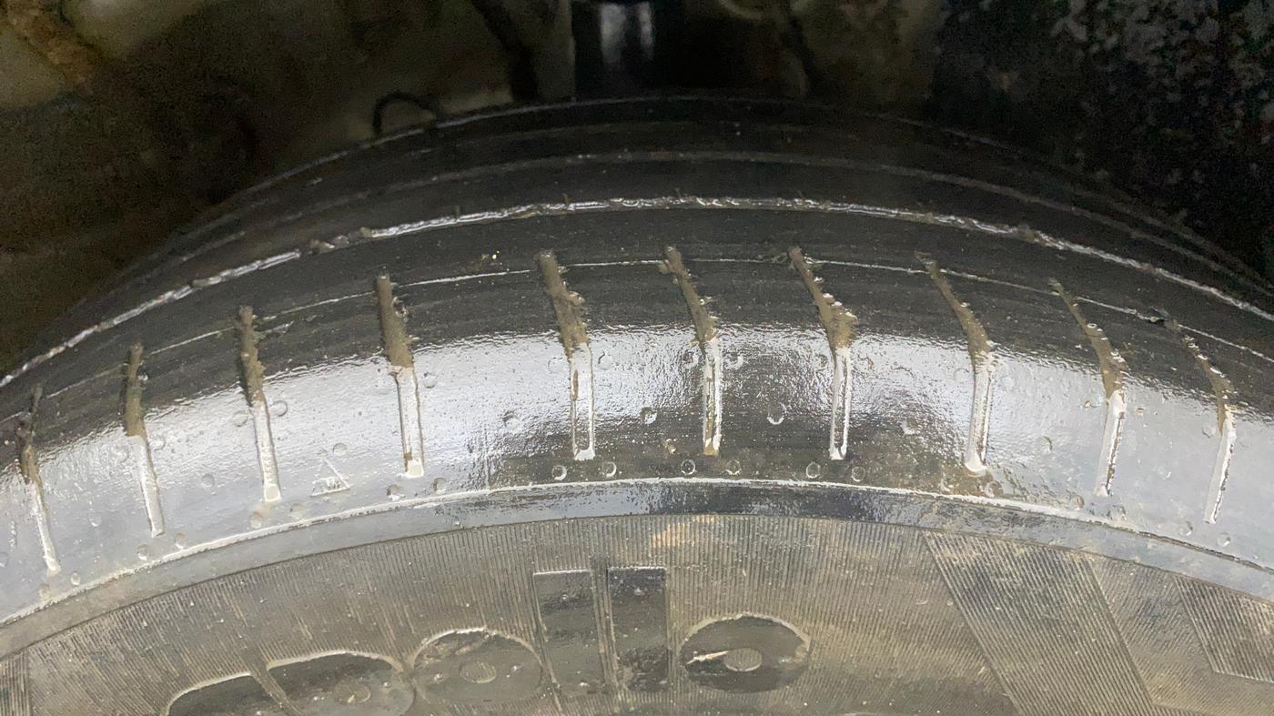 2023 Hyundai VENUE S 1.2, Petrol, Manual, 62,182 km, Right Front Tyre Tread