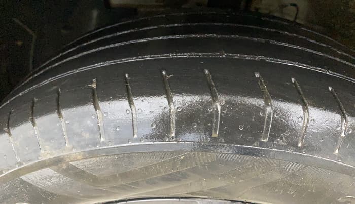 2023 Hyundai VENUE S 1.2, Petrol, Manual, 62,182 km, Left Front Tyre Tread