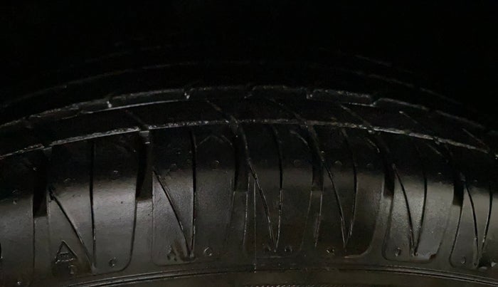 2022 KIA SONET HTK 1.2, Petrol, Manual, 18,983 km, Right Front Tyre Tread