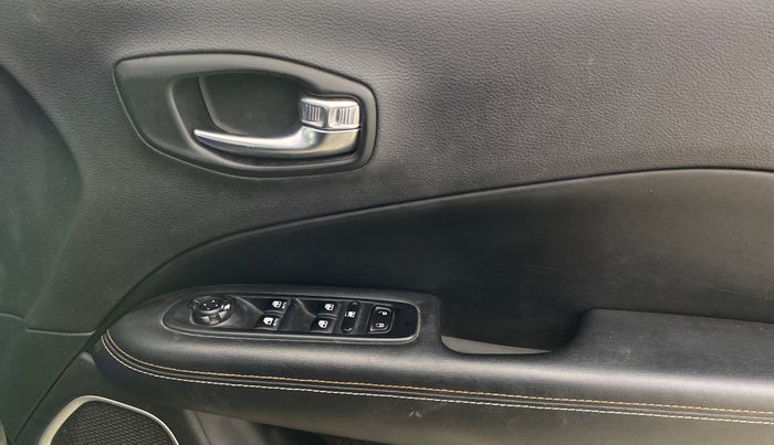 2019 Jeep Compass SPORT PLUS 1.4 PETROL, Petrol, Manual, 1,36,754 km, Driver Side Door Panels Control