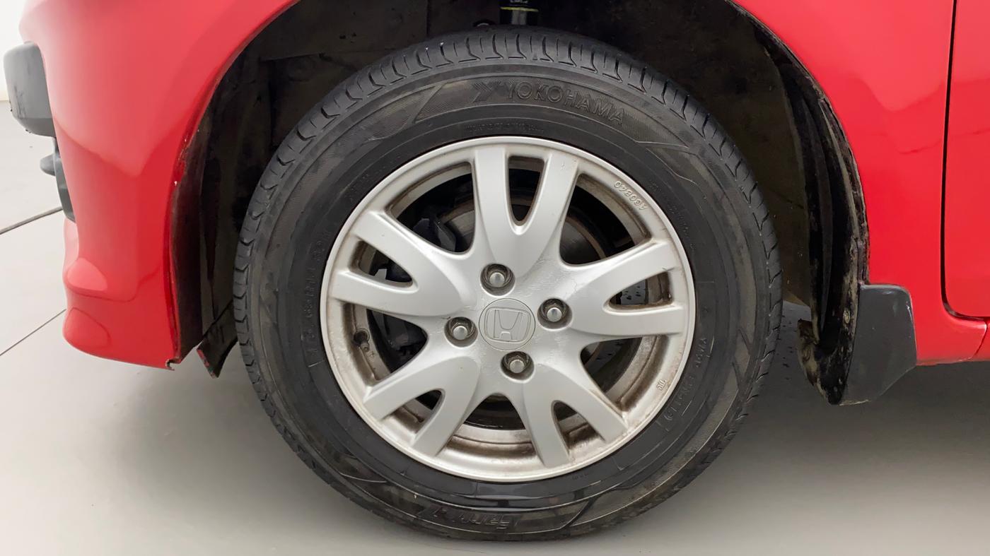 2014 Honda Brio VX MT, Petrol, Manual, 66,024 km, Left Front Wheel