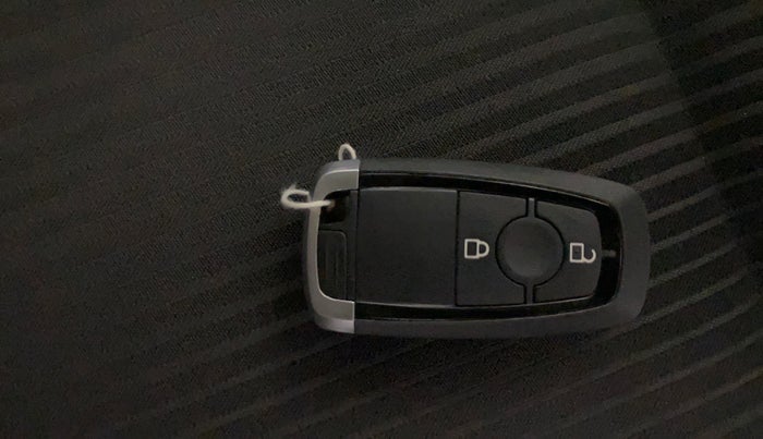 2020 Ford Ecosport TITANIUM 1.5 SPORTS(SUNROOF) PETROL, Petrol, Manual, 27,330 km, Key Close Up