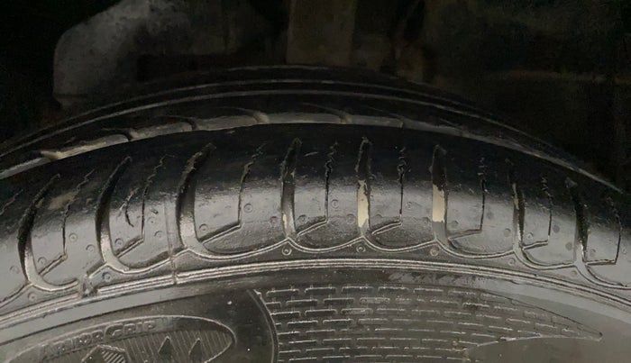 2020 Ford Ecosport TITANIUM 1.5 SPORTS(SUNROOF) PETROL, Petrol, Manual, 27,330 km, Left Front Tyre Tread