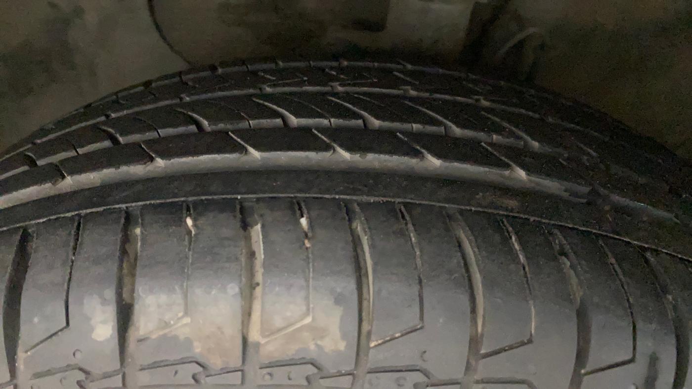 2016 Hyundai i20 Active 1.2 S, Petrol, Manual, 59,577 km, Left Front Tyre Tread