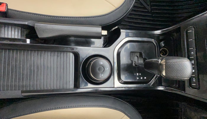 2022 Tata NEXON XZA PLUS (PREMIUM) KAZIRANGA DIESEL, Diesel, Automatic, 68,688 km, Gear Lever