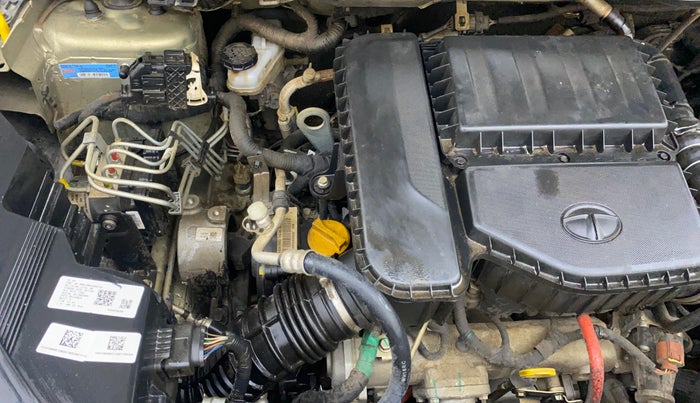 2022 Tata NEXON XZA PLUS (PREMIUM) KAZIRANGA DIESEL, Diesel, Automatic, 68,688 km, Engine View - Right