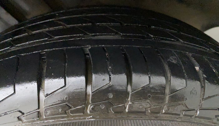 2021 Maruti S Cross ZETA SHVS PETROL, Petrol, Manual, 29,566 km, Left Rear Tyre Tread