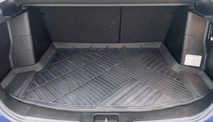 2021 Maruti S Cross ZETA SHVS PETROL, Petrol, Manual, 29,566 km, Boot Inside