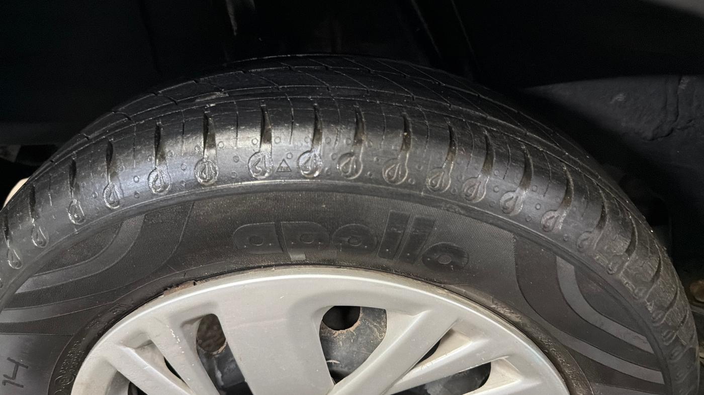 2020 Renault Kwid RXL, Petrol, Manual, 35,466 km, Right Rear Tyre Tread