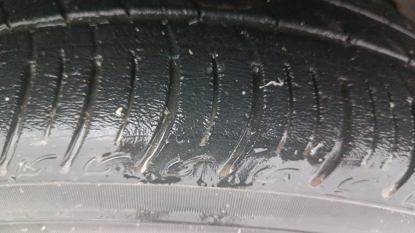 2019 Tata Tiago XZA PETROL, Petrol, Automatic, 31,033 km, Right Front Tyre Tread