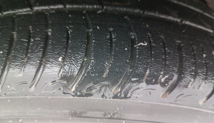 2019 Tata Tiago XZA PETROL, Petrol, Automatic, 31,033 km, Right Front Tyre Tread