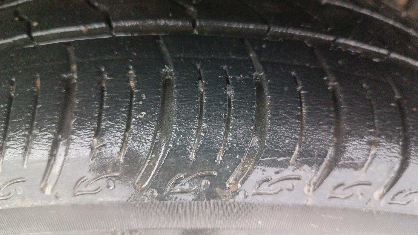 2019 Tata Tiago XZA PETROL, Petrol, Automatic, 31,033 km, Left Rear Tyre Tread