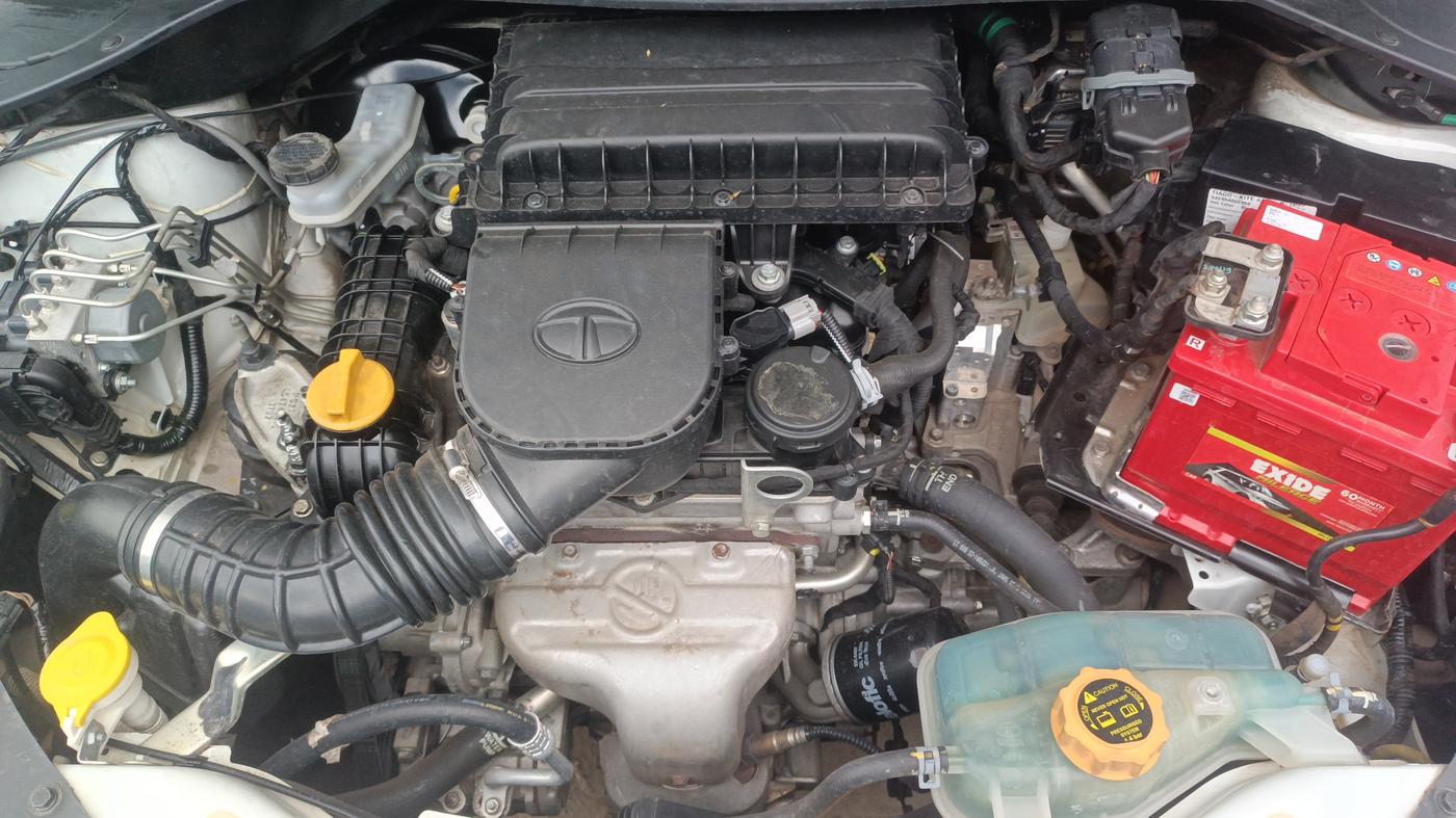 2019 Tata Tiago XZA PETROL, Petrol, Automatic, 31,033 km, Engine View