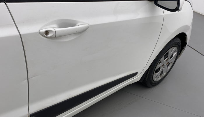 2016 Hyundai Grand i10 SPORTZ 1.2 KAPPA VTVT, Petrol, Manual, 74,335 km, Driver-side door - Slightly dented
