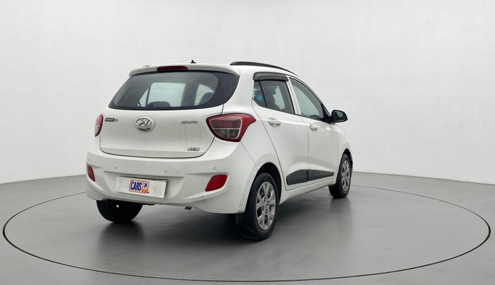 2016 Hyundai Grand i10 SPORTZ 1.2 KAPPA VTVT, Petrol, Manual, 74,335 km, Right Back Diagonal