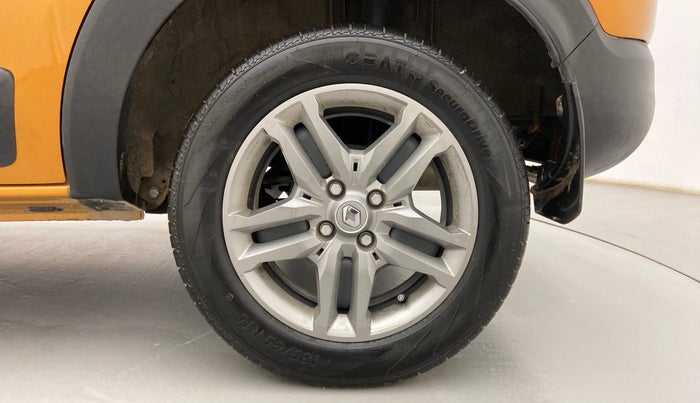 2022 Renault TRIBER RXZ AMT, Petrol, Automatic, 7,177 km, Left Rear Wheel