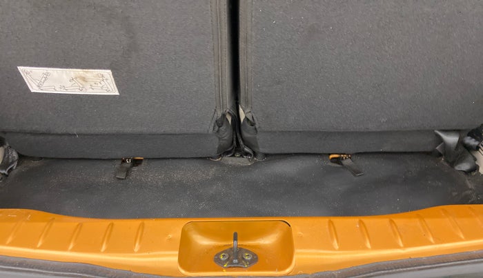 2022 Renault TRIBER RXZ AMT, Petrol, Automatic, 7,177 km, Boot Inside