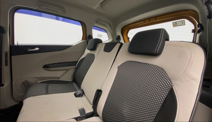 2022 Renault TRIBER RXZ AMT, Petrol, Automatic, 7,177 km, Right Side Rear Door Cabin